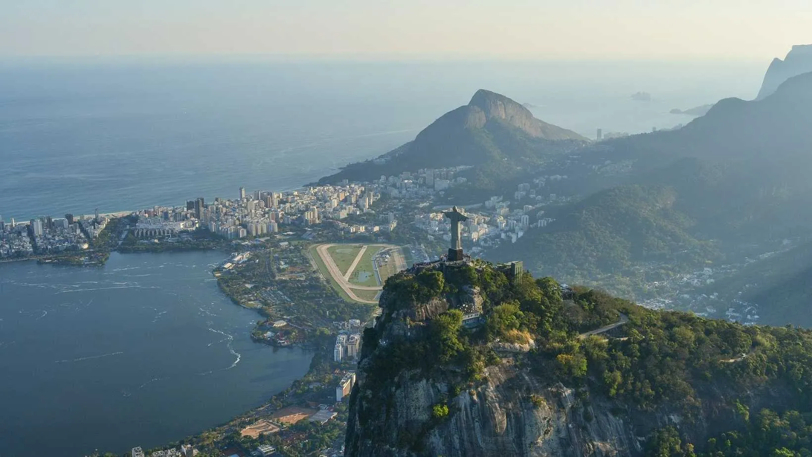 20 x Best Places to Visit in Brazil
