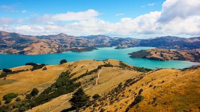 When is the best time to visit New Zealand?